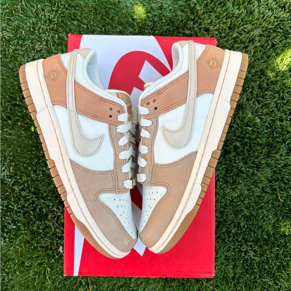 Nike Dunk Low “Australia” Size 10 Women’s / 8.5 Men - Picture 6 of 12